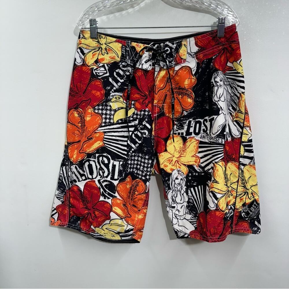 Lost‎ Enterprises Mens Y2K Boardshorts Floral Surf Pin Up Girl Tropical Size 33
